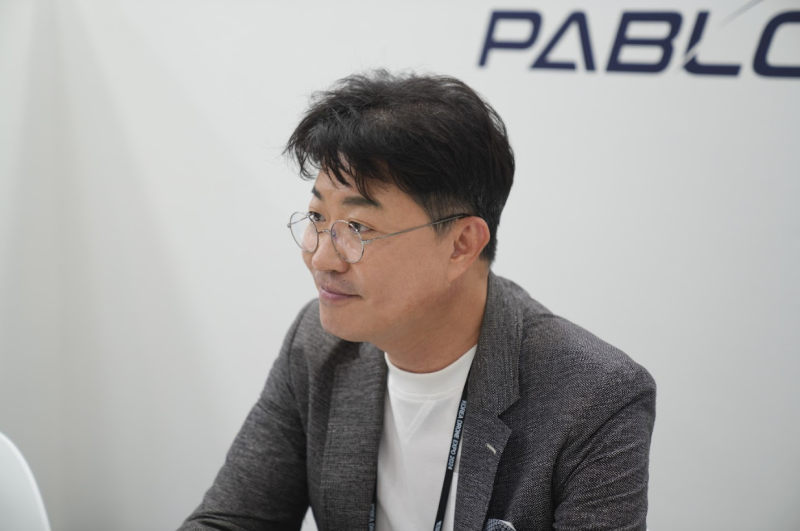 <뷰어스> [인터뷰] 이장철 파블로항공 부사장 "불꽃드론쇼 넘어 UAM·국방까지" 썸네일